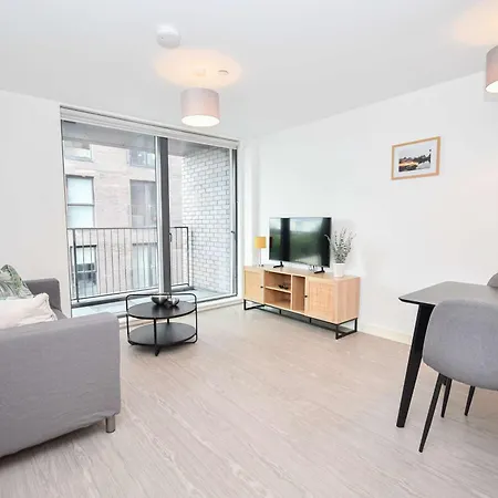 Spacious & Contemporary 1bed Διαμέρισμα *