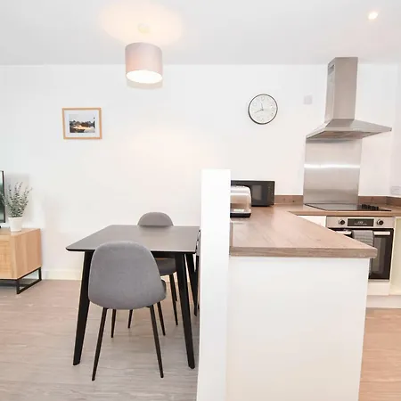 Spacious & Contemporary 1bed Lägenhet *