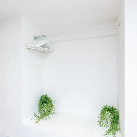 2 Bedroom, 2 Bathroom Apartment, Close To Mcr Centre Apartment *