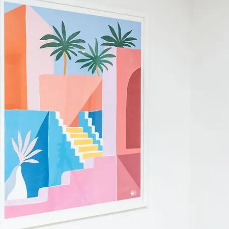 2 Bedroom, 2 Bathroom Apartment, Close To Mcr Centre