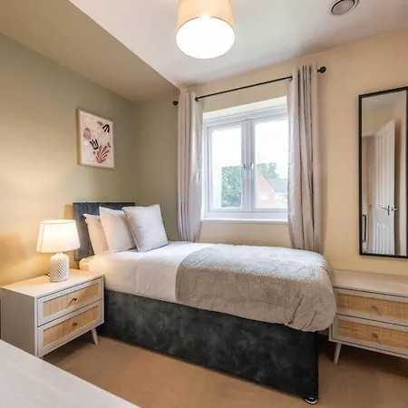 Nyaraló Chic 4bd Abode - Free Parking - Snooker