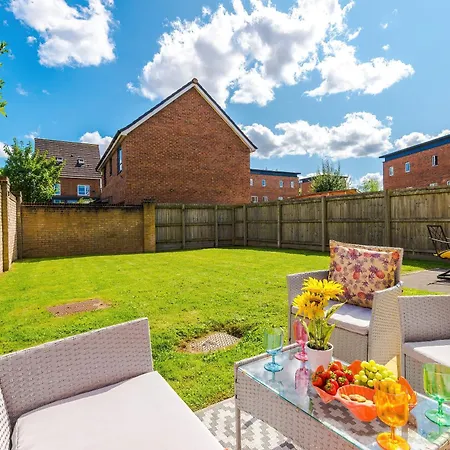 Villa Stunning Riverside 3-bed By 53 Degrees In With Garden & Free Parking! Mánchester