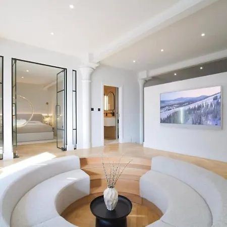 Blanco At The Heim Residences Apartment *