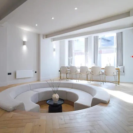 דירה Blanco At The Heim Residences מנצ'סטר