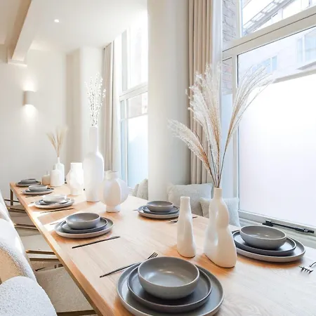 Blanco At The Heim Residences Apartment
