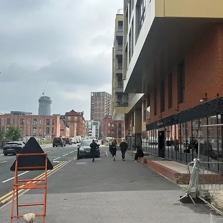 Joyful Management - Riverview 1 Bedroom 10 Min To Centre *