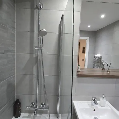 Elegant 2bd & 2ba Centre Luxury With View Apartman Manchester