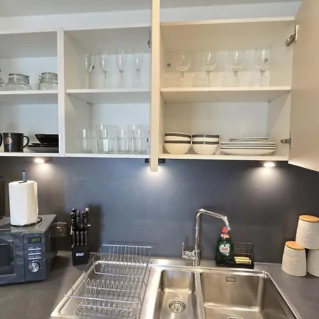 Elegant 2bd & 2ba Centre Luxury With View Apartman