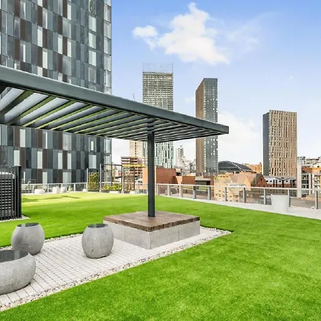 Exceptional Two Bedroom Of The South Tower *