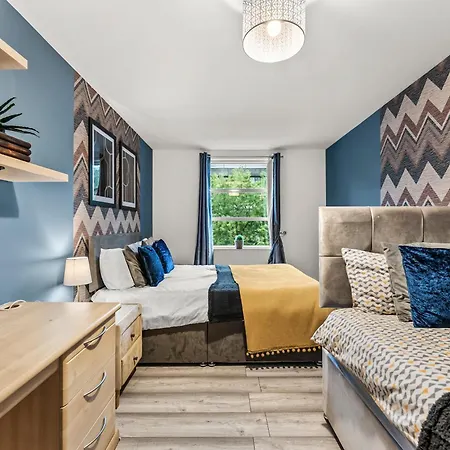 Manchester City Gem - Stylish Stay For 8 Manchester