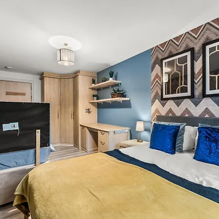 Manchester City Gem - Stylish Stay For 8 Apartament