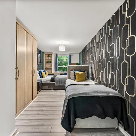 Manchester City Gem - Stylish Stay For 8 * Manchester