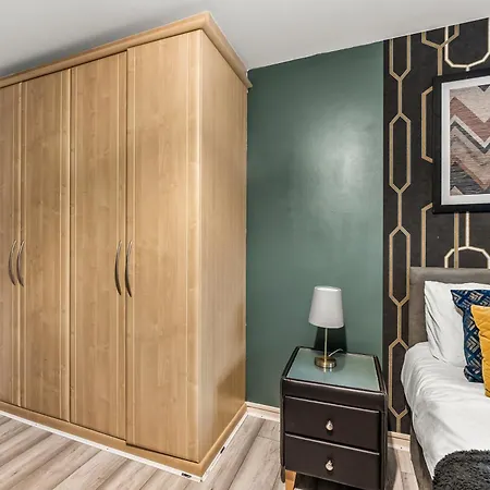 Manchester City Gem - Stylish Stay For 8 * Manchester