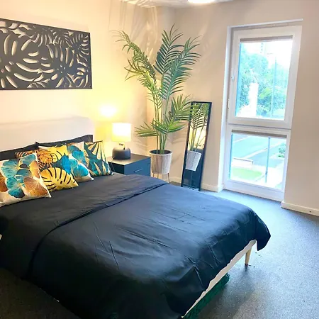 Safari 2 Bedroom Condo With Free Secure Parking Apartment *