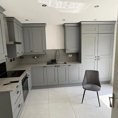 Joels Place Apartman *