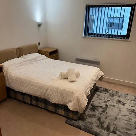 Apartmán Centre Flat Available For Bookings Of 2 Weeks Or *