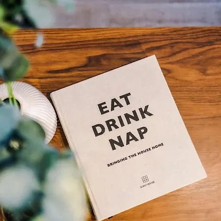 New Trafford Loft - Free Parking Manchester