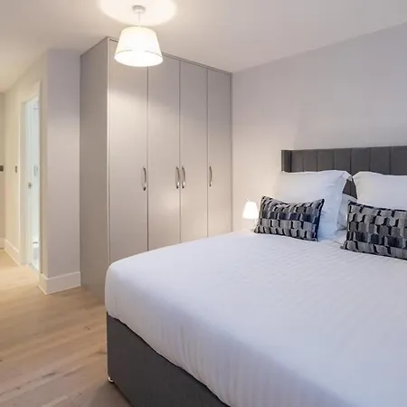 Spacious 2 Bedroom Centre Манчестер