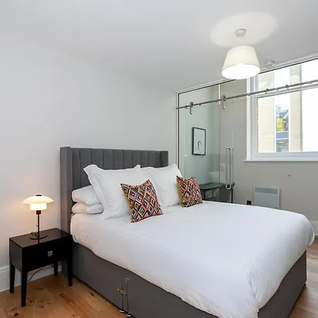 Unique Centre Luxury Three Bed Manchester