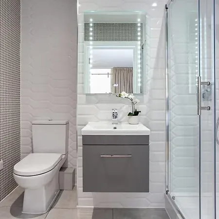 Unique Centre Luxury Three Bed Manchester