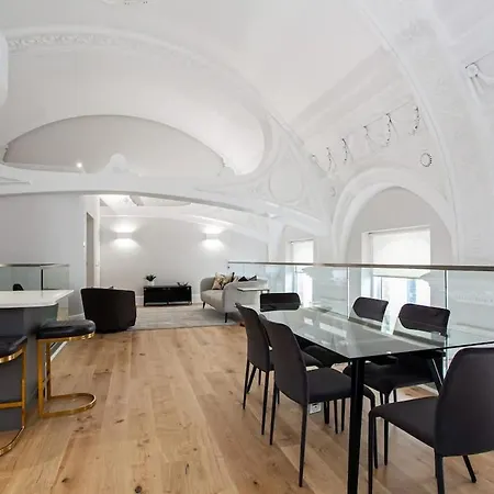 Feriehus Unique Centre Luxury Three Bed Manchester