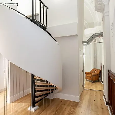 Unique Centre Luxury Three Bed *