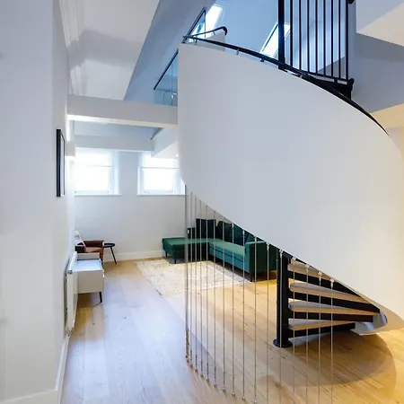 Centre Duplex מנצ'סטר