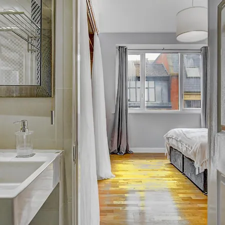 Appartamento Spacious Penthouse Pass The Keys Manchester
