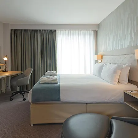 Hotel - Centre By Ihg 4*