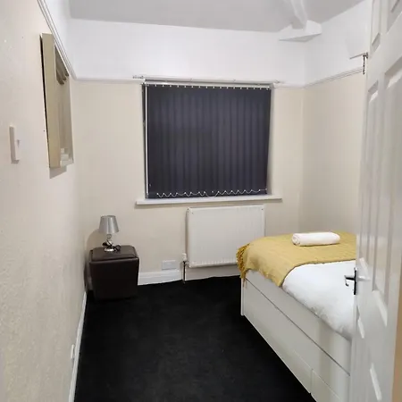 Mancunian Pride Дом отдыха