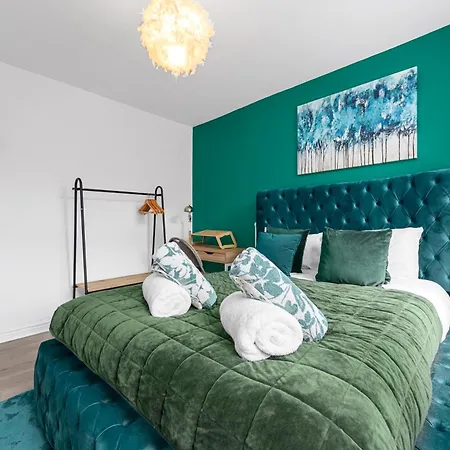 Prestige Mcr Retreat - Close To Centre-etihad Stadium - Sleeps 11 民宿 曼彻斯特