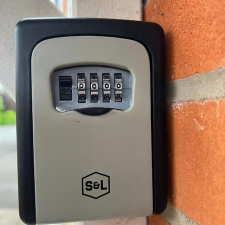 Апартаменты Joels Place