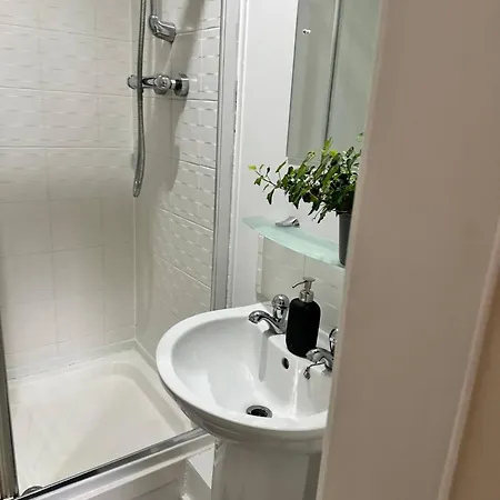 Spacious, Smart Near Centre And Coop Arena Free Parking * Manchester