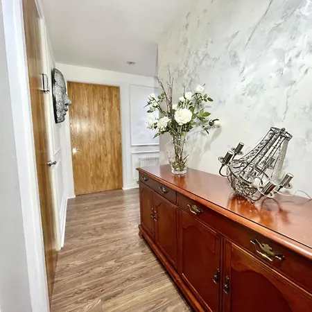 Apartament Spacious, Smart Near Centre And Coop Arena Free Parking Manchester