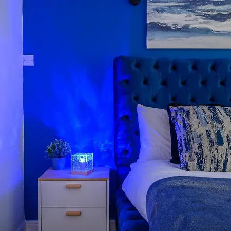 Prestige Mcr Retreat - Close To Centre-etihad Stadium - Sleeps 11 *