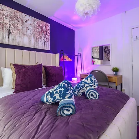 Prestige Mcr Retreat - Close To Centre-etihad Stadium - Sleeps 11 民宿