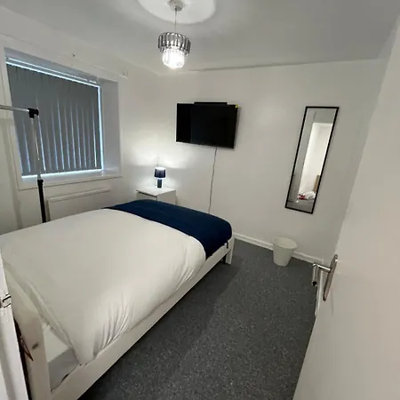 Holiday home 3 Bedroom Luxurious 5mins From Heaton Park