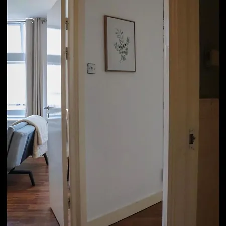 Centre Parking Apartment Manchester