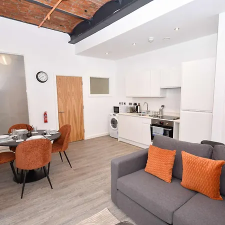 Beautiful 2 Bed Near Etihad Manchester