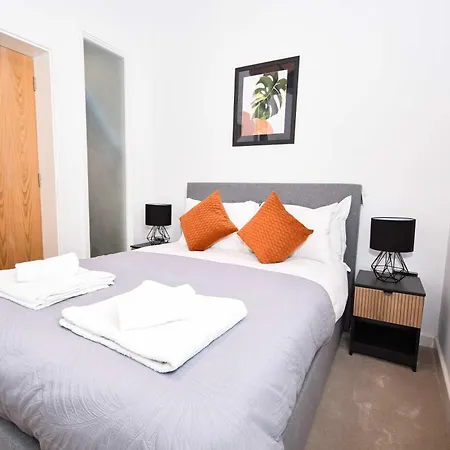 Beautiful 2 Bed Near Etihad *