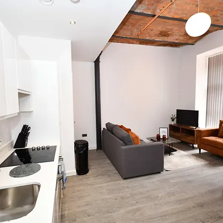 Beautiful 2 Bed Near Etihad Апартаменты