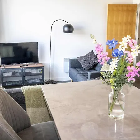 Apartmán Stunning 2 Bed Near Etihad