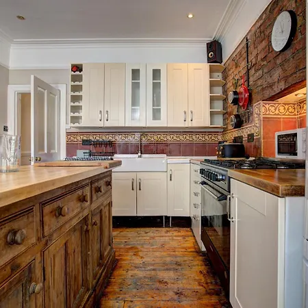 Large Victorian House In Trafford Park - Pass The Keys Σπίτι διακοπών *