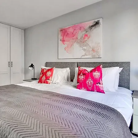 Apartament Pass The Keys Flat Walk To Shops Cafes &