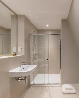 Cove Minshull Street فندق