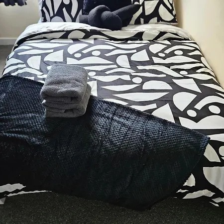 Апартаменты The Hive At 205 *