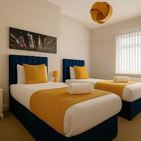 Dom wakacyjny Stunning Home. Free Parking. Manchester