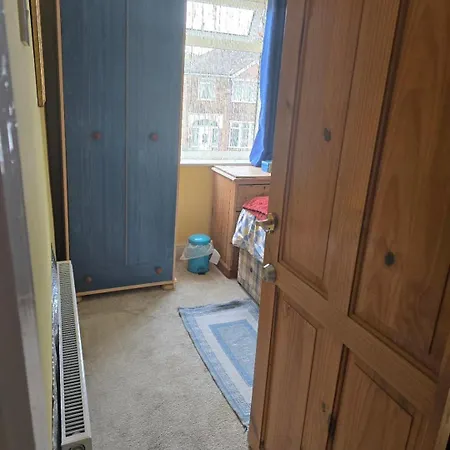 Single Sunny Stretford Manchester