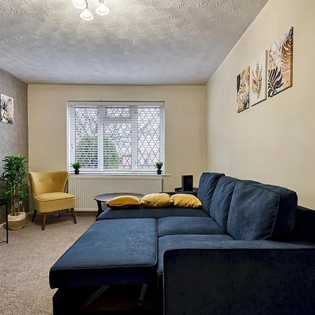 Pass The Keys Beautiful 2bed House Near Etihad Stadium & Coop Arena Prázdninový dům *