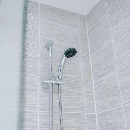 Modern 2 Bed With Balcony By Host A Apartamento Mánchester